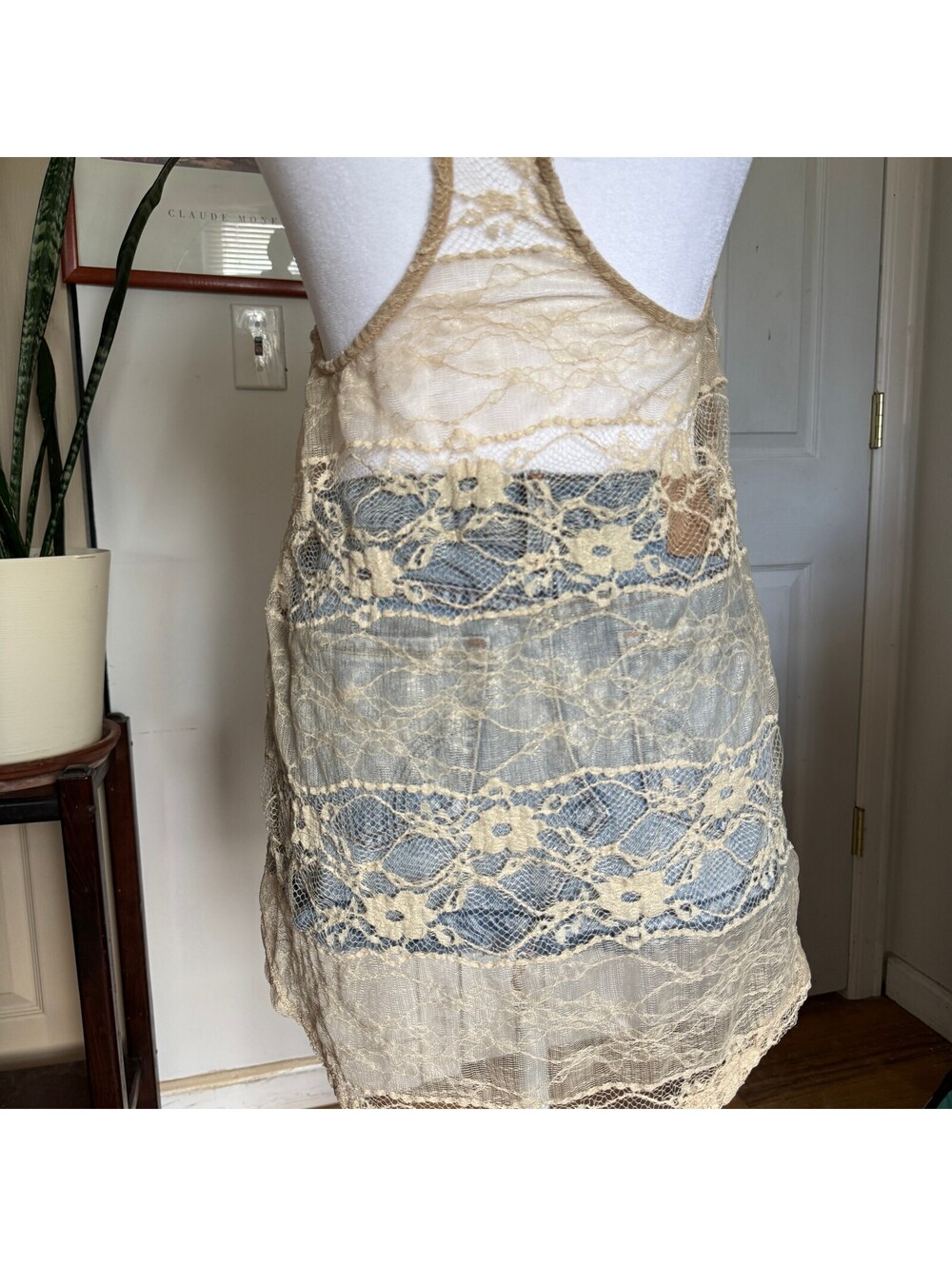 Sheer Lace Racerback Tank Top - Picture 7 of 10